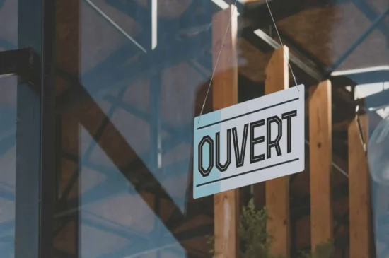 Ouvert pour les affaires